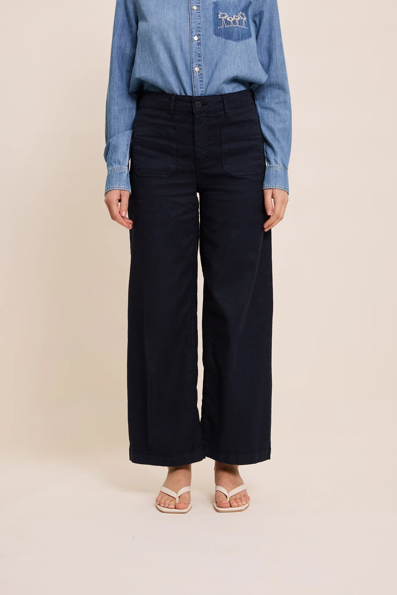 Pantalon Lucia Crop Large - Image 32